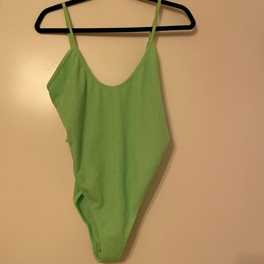 Good American Swim: ALWAYS FITS ONE-PIECE